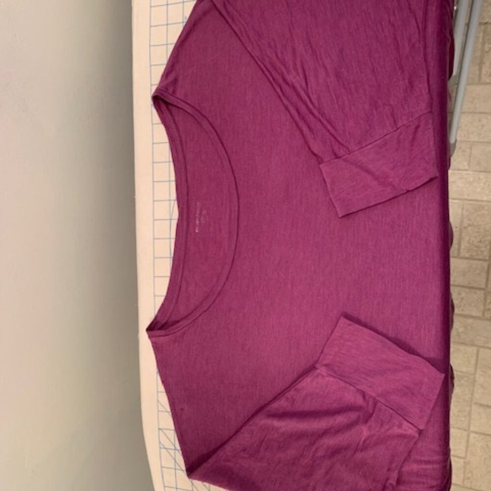 Eileen Fisher fine silk and cotton crop top. Size L